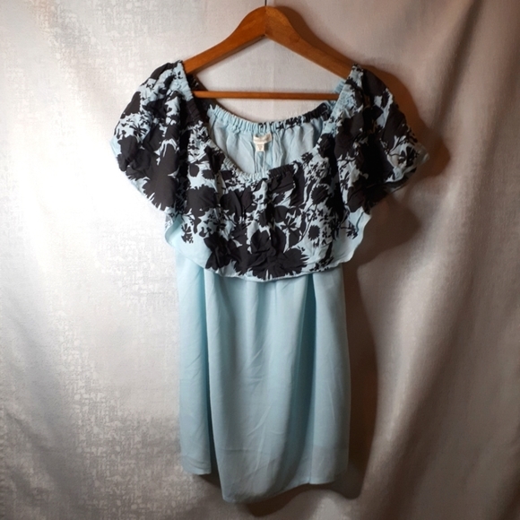 Jennifer Grace Baby Blue Dress Top - Picture 3 of 5